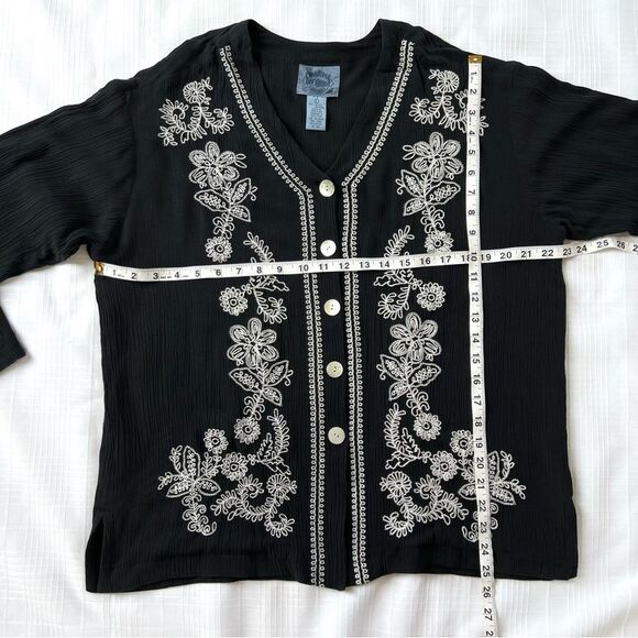 VTG Cambridge Dry Goods Boho Embroidered Button Tunic Blouse Black Size Large - Picture 10 of 12